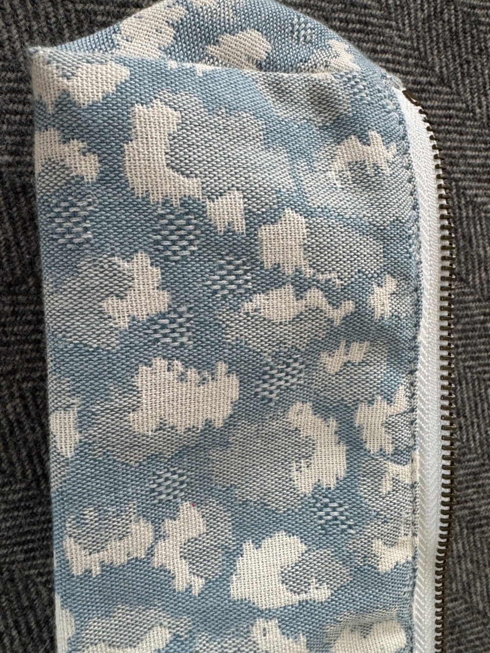 NWOT, PERENNIALS COSMETIC BAG, POUCH